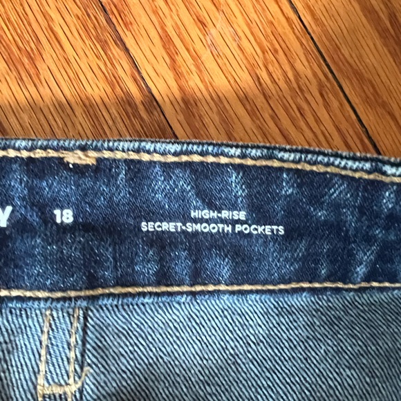 Old navy denim skirt, size 18 barely used - Picture 3 of 6